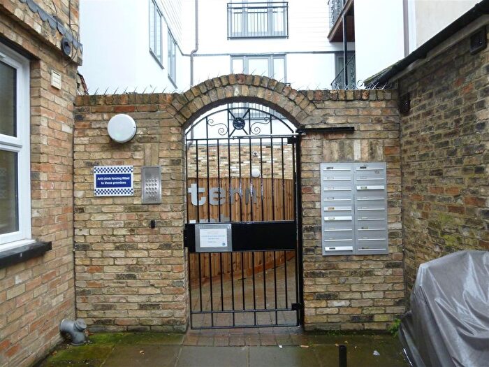 1 Bedroom Flat To Rent In Flat, Lantern Court, High Street, Ely, CB7