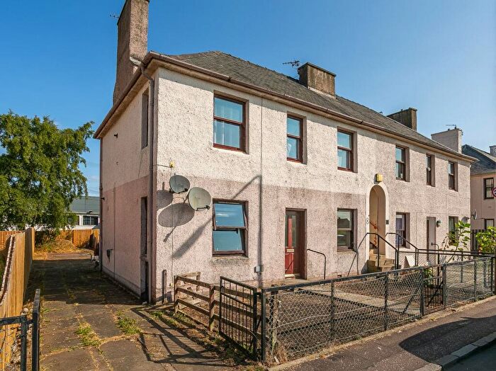 2 Bedroom Flat For Sale In Kings Road, Tranent, EH33