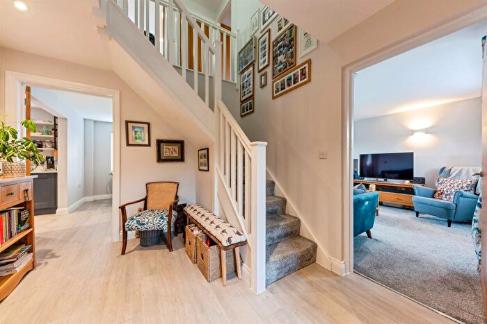 4 Bedroom Detached House For Sale In The Chase, Ropsley, Grantham, NG33