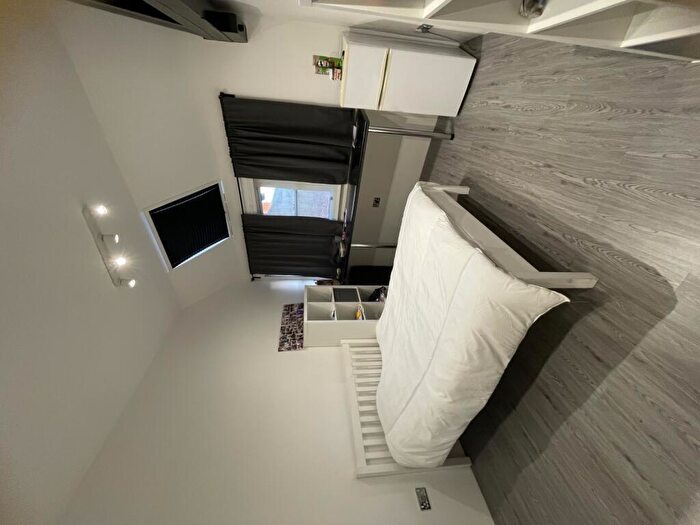 6 Bedroom House To Rent In Barker Gate, Nottingham, NG1