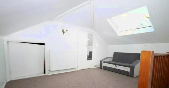 3 Bedroom Flat To Rent In Keats Close Hayes, London UB4