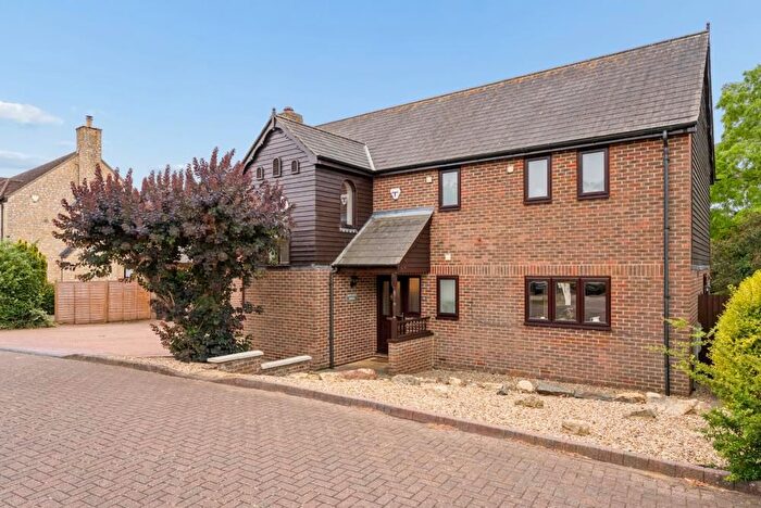 4 Bedroom Detached House For Sale In Midland Road, Olney, MK46
