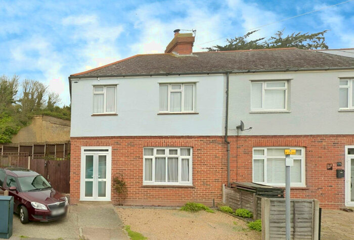 3 Bedroom Semi-Detached House To Rent In Seabrook Road, Kent, CT21