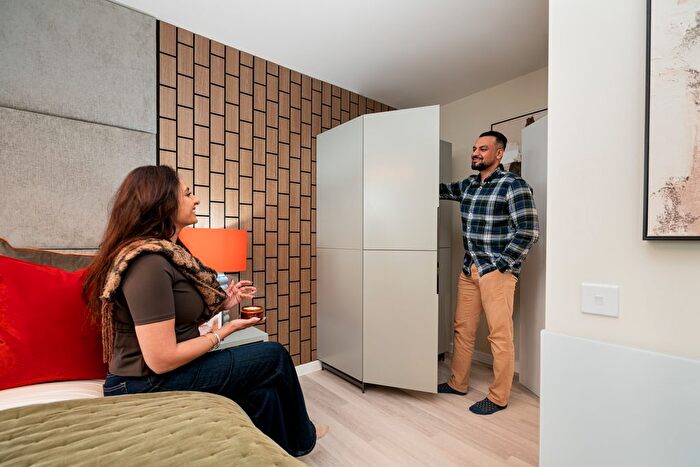 1 Bedroom Flat For Sale In " Bedroom Apartment" At Market Street, Bracknell, RG12