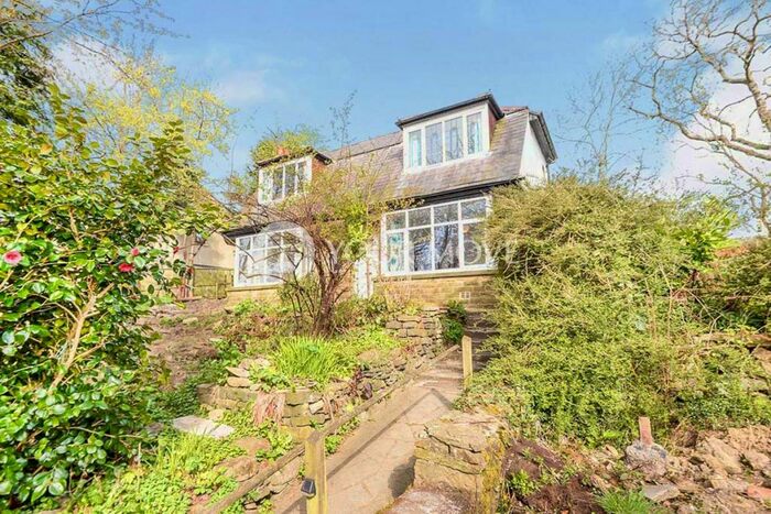 3 Bedroom Detached House To Rent In Braithwaite Road, Keighley, West Yorkshire, BD22