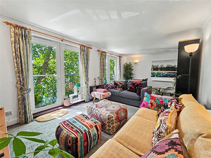 2 Bedroom Flat To Rent In Rope Street, South Dock Marina, SE16