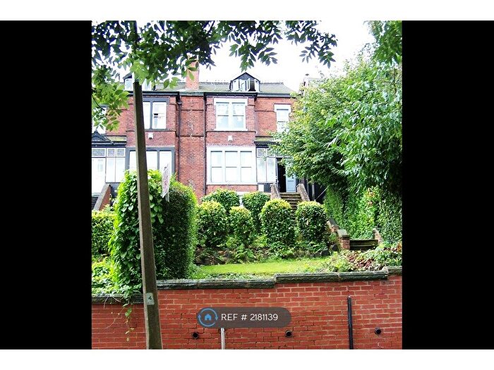 4 Bedroom Maisonette To Rent In Ridge Terrace, Leeds, LS6