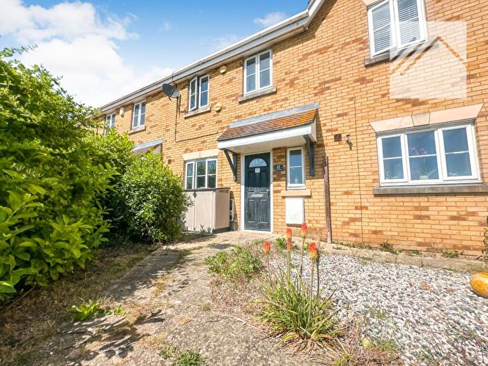 3 Bedroom Terraced House For Sale In Lavender Mews, Canvey Island, SS8