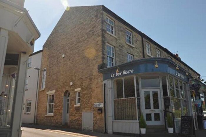 2 Bedroom Flat To Rent In High Street, Boston Spa, West Yorkshire, LS23