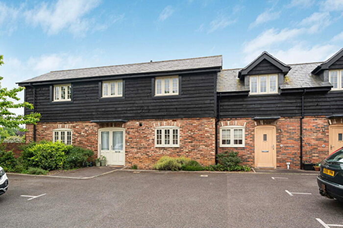 1 Bedroom Flat For Sale In The Saddlery, Little Bookham, KT23
