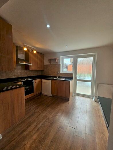 2 Bedroom Terraced House To Rent In Dore Gardensn, Morden, SM4