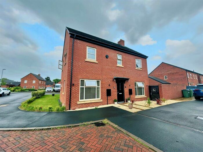 4 Bedroom Detached House For Sale In Henson Close, Whetstone, Leicester, LE8
