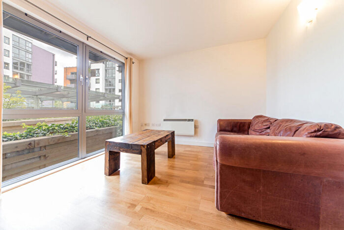 Apartment To Rent In Arizona Building, Deals Gateway, Deptford, London, SE13