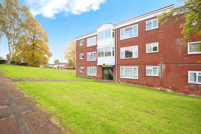 2 Bedroom Flat For Sale In Chanders Road, Warwick, Warwickshire, CV34