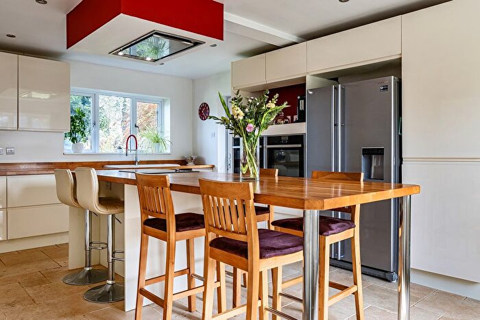 4 Bedroom Detached House For Sale In Blicks Close, Hullavington, SN14