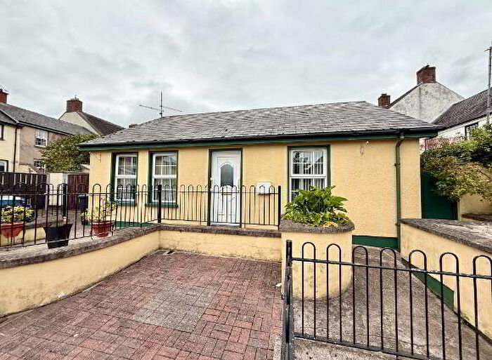 2 Bedroom Detached Bungalows For Sale In Castle Court, Armagh, BT61