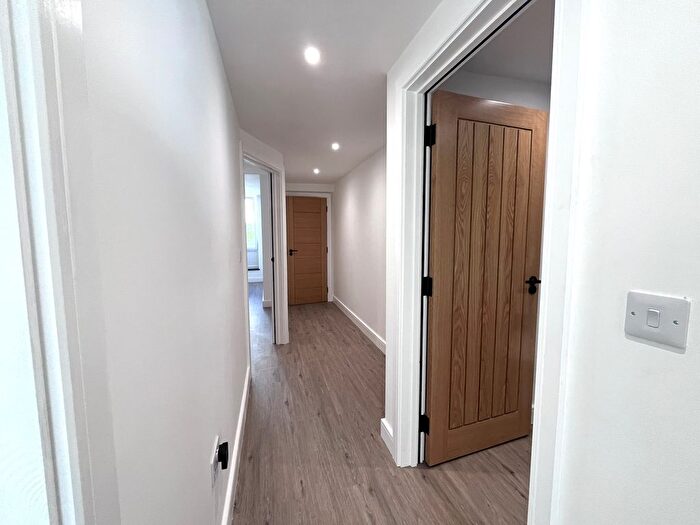 2 Bedroom Flat To Rent In Healy Place, Stoke, Plymouth, PL2