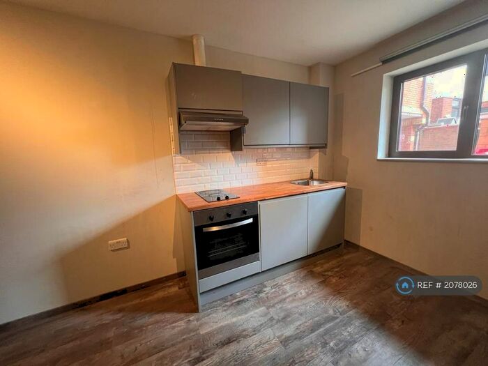 1 Bedroom Flat To Rent In Abbey Height, Waltham Abby, EN9