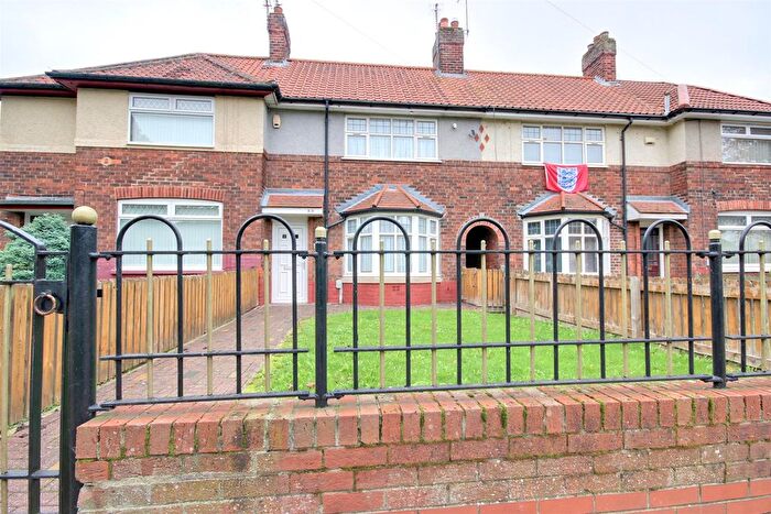 2 Bedroom Terraced House For Sale In Greenwood Avenue, Hull, HU6