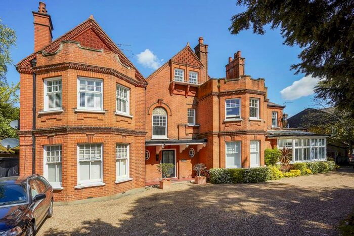 2 Bedroom Apartment To Rent In The Grange, Ditton Road, KT6