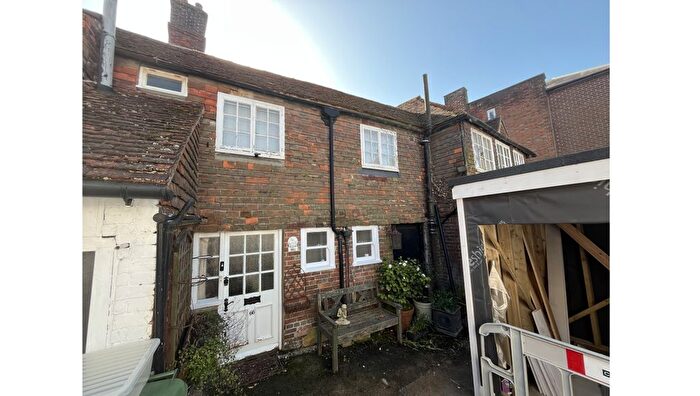 3 Bedroom Flat For Sale In B High Street, Tenterden, Kent, TN30