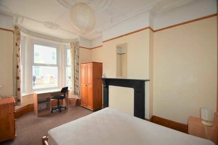 5 Bedroom Terraced House To Rent In Manners Road, Southsea, PO4