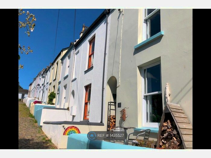 3 Bedroom Semi-Detached House To Rent In Alpha Place, Appledore, Bideford, EX39