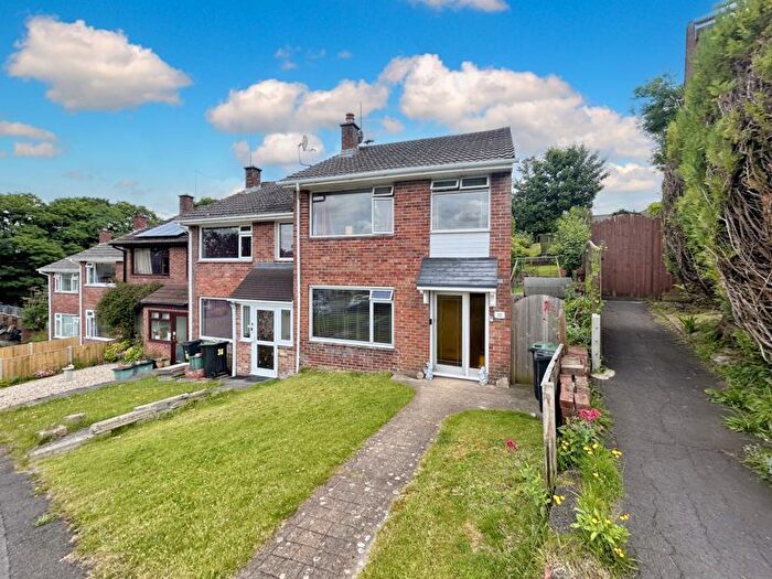 3 Bedroom End Of Terrace House For Sale In Syward Close, Dorchester, Dorset, DT1