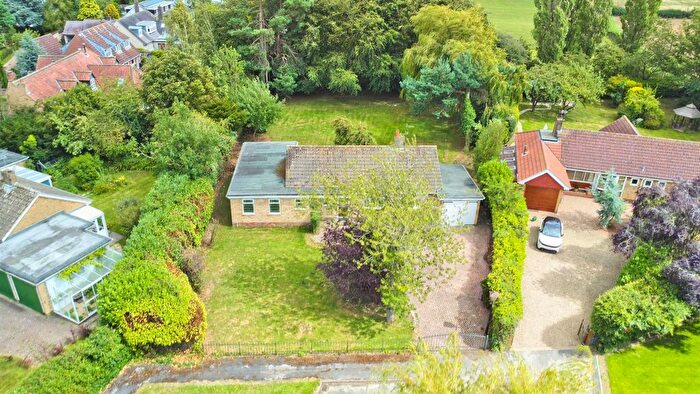 3 Bedroom Detached Bungalow For Sale In South Glebe, Lockington, YO25