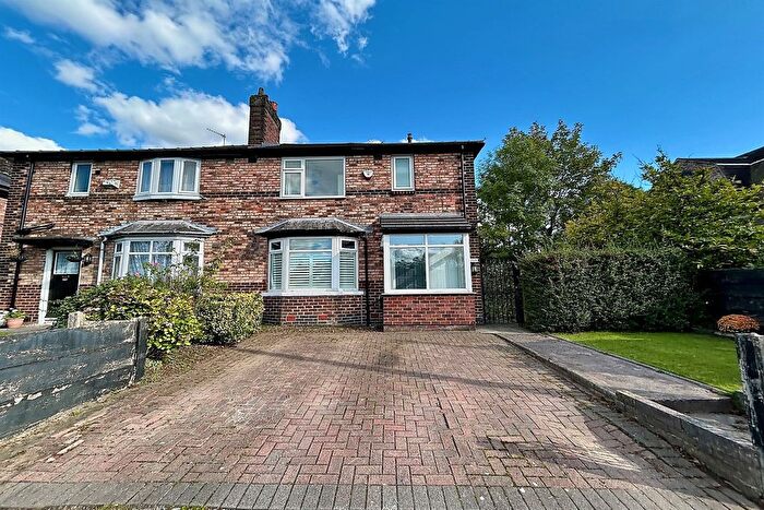 3 Bedroom Semi Detached House For Sale In Parrs Wood Road, East Didsbury, M20