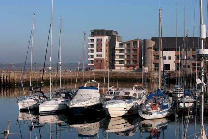 3 Bedroom Apartment To Rent In Doc Fictoria, Caernarfon, Gwynedd, LL55