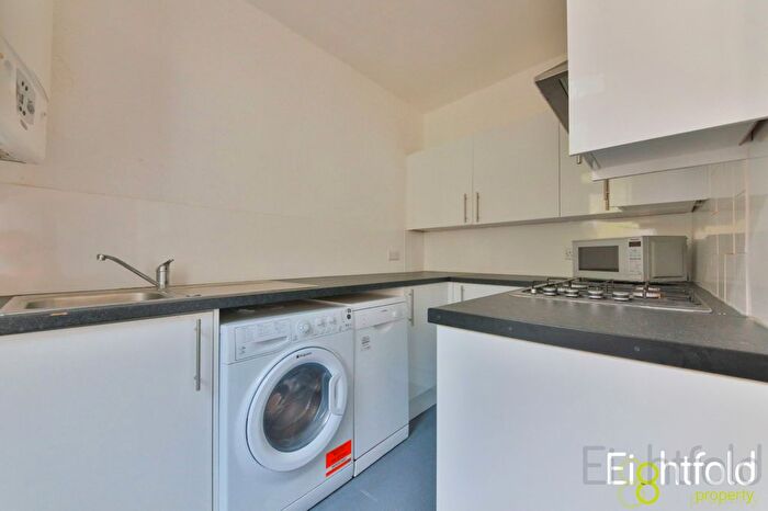6 Bedroom Terraced House For Sale In Coombe Road, Brighton, BN2
