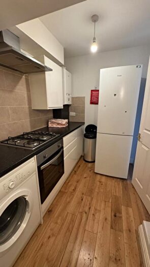 1 Bedroom Flat To Rent In London, N3