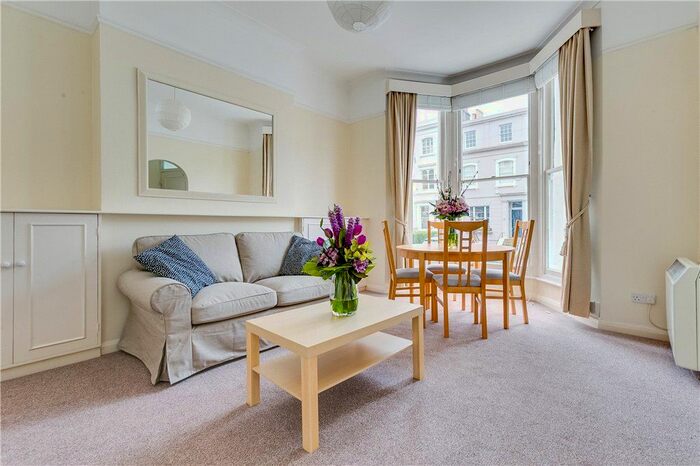 1 Bedroom Flat To Rent In Earls Court Gardens, Earls Court, London, SW5