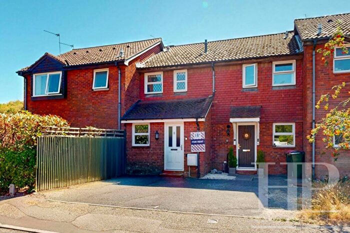 2 Bedroom Terraced House To Rent In St. Brelades Road, Crawley, RH11