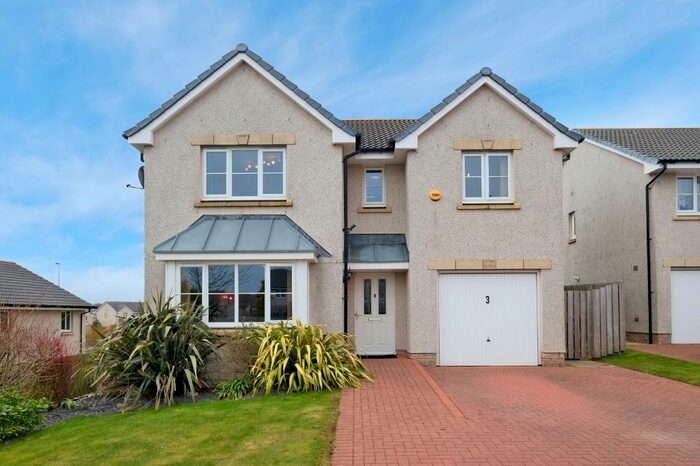4 Bedroom Detached House To Rent In Clochandighter Close, Portlethen, AB12