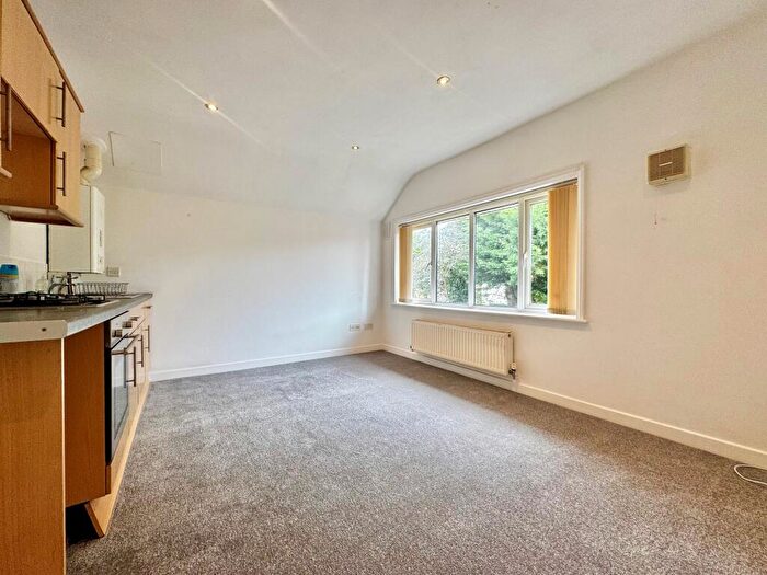 1 Bedroom Apartment To Rent In Princess Road, Branksome, BH12