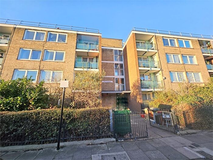 2 Bedroom Flat To Rent In Etta Street, Deptford, London, SE8