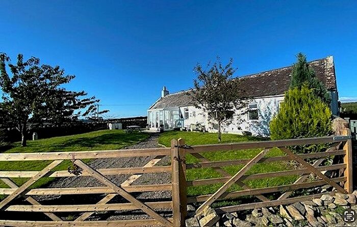 2 Bedroom Cottage For Sale In Creetown, Newton Stewart, DG8