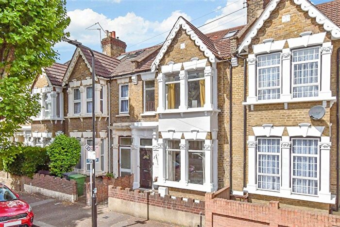6 Bedroom Semi Detached House For Sale In Harold Road, Leytonstone, E11