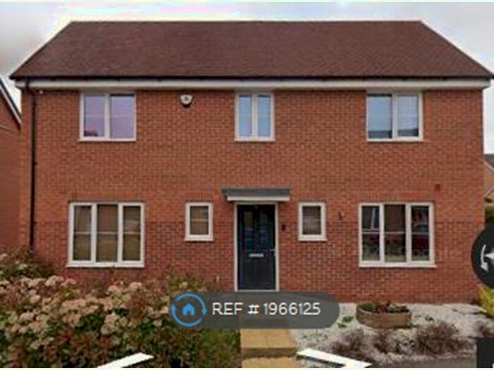 4 Bedroom Detached House To Rent In Calshot Drive, Milton Keynes, MK4
