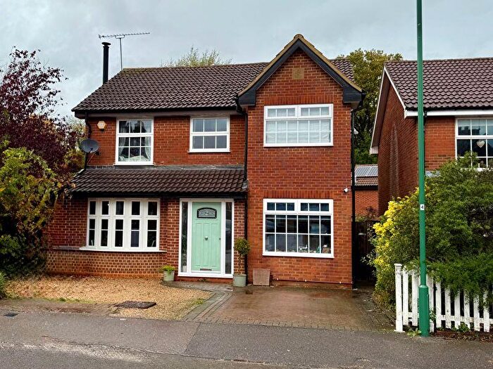 4 Bedroom Detached House For Sale In Oliver Road, South Ascot Ascot, SL5