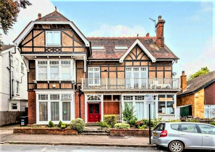 1 Bedroom Flat To Rent In Campden Road, South Croydon, CR2