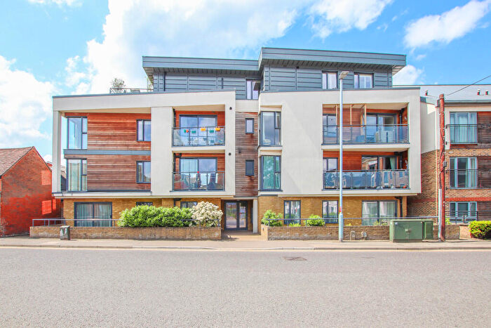 2 Bedroom Apartment To Rent In Mill Road, Hertford, SG14