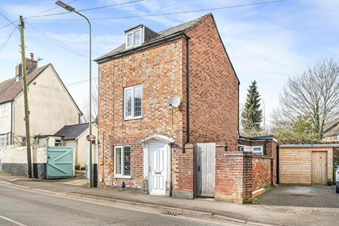 2 Bedroom Detached House For Sale In Wallingford Street, Wantage, OX12