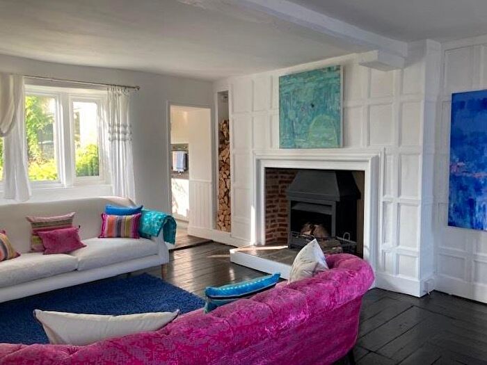 3 Bedroom Semi Detached House For Sale In Castle Street, Calne, SN11