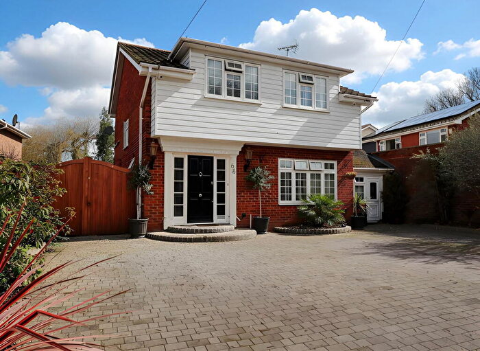 5 Bedroom Detached House For Sale In Nobles Green Road, Leigh-on-sea, SS9