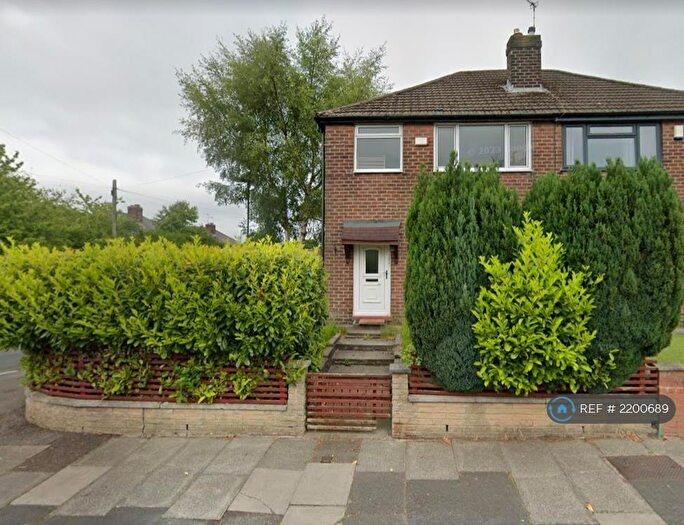 3 Bedroom Semi-Detached House To Rent In Barley Hall Street, Heywood, OL10