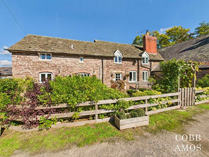 4 Bedroom Semi-Detached House For Sale In Staunton-On-Arrow, HR6