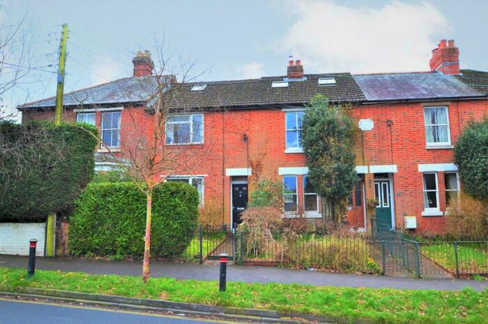 3 Bedroom Terraced House To Rent In Chandlers Ford, SO53